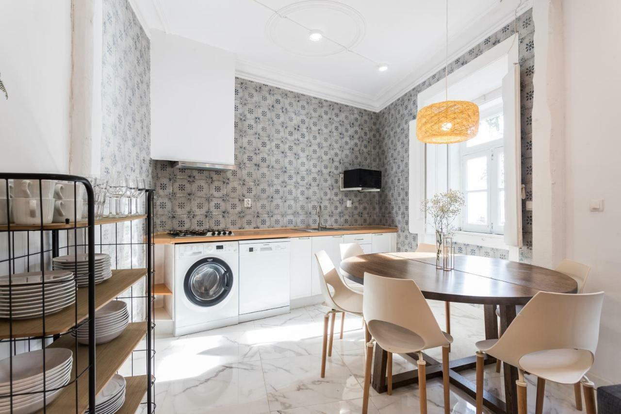 Alfama Tale Four-Bedroom Apartment W/ River View - By Lu Holidays Lizbona Zewnętrze zdjęcie